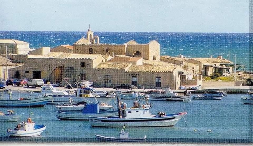 Casa Vacanze Il Glicine 1 Daire Pachino Dış mekan fotoğraf
